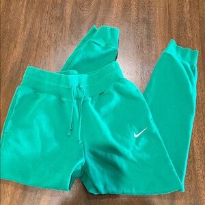 Nike Joggers